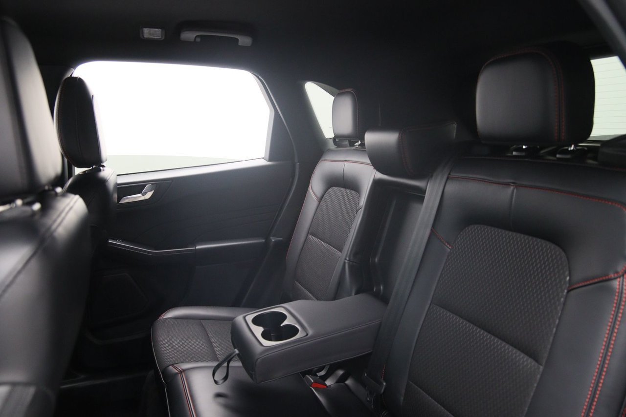 2025 Ford Escape ST-Line Grey Baie-Comeau - photo #7