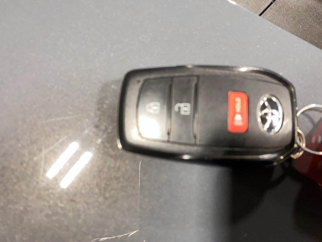 2024 Toyota Prius Prime Guardian Gray Baie-Comeau - photo #18