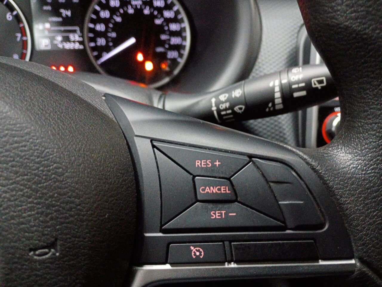 2021 Nissan Kicks Black Blainville - photo #22