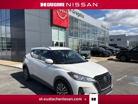 Nissan Kicks SV DEM. A DISTANCE SIEGES CHAUFFANTS APPLE CARPLAY 2021 Blanc