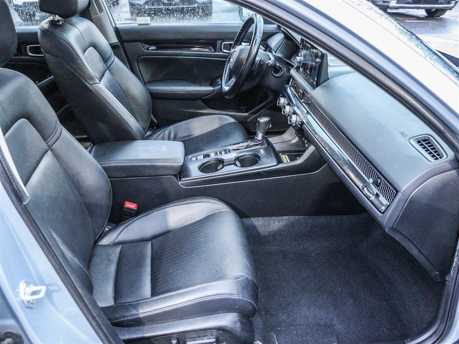 2022 Honda Civic Sedan Touring Ottawa & Gatineau - photo #15