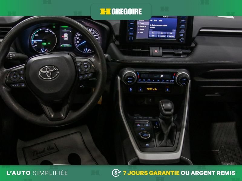 2022 Toyota Rav 4 White Laval - photo #24