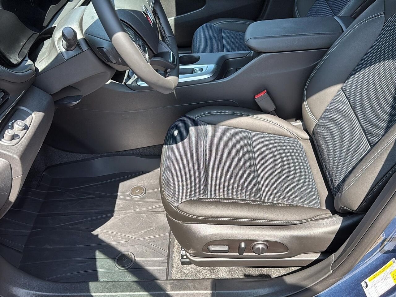 BUICK Envista PRIVILÉGIÉ 2026 BLEU OCEAN METALLISE Saint-Hyacinthe - photo #8