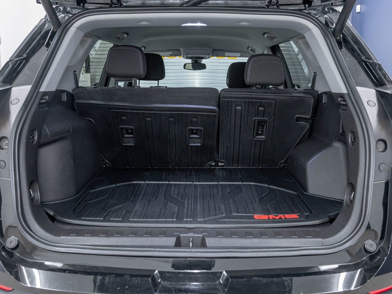 GMC Terrain SLE AWD *SIÈGES CHAUF* HAYON ELEC CARPLAY REG ADAP 2024 Noir Saint-Jérôme - photo #28