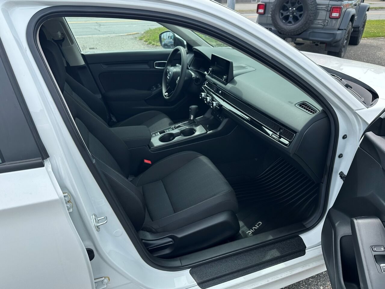 2026 Honda CIVIC LX CIVIC LX White Matane - photo #12