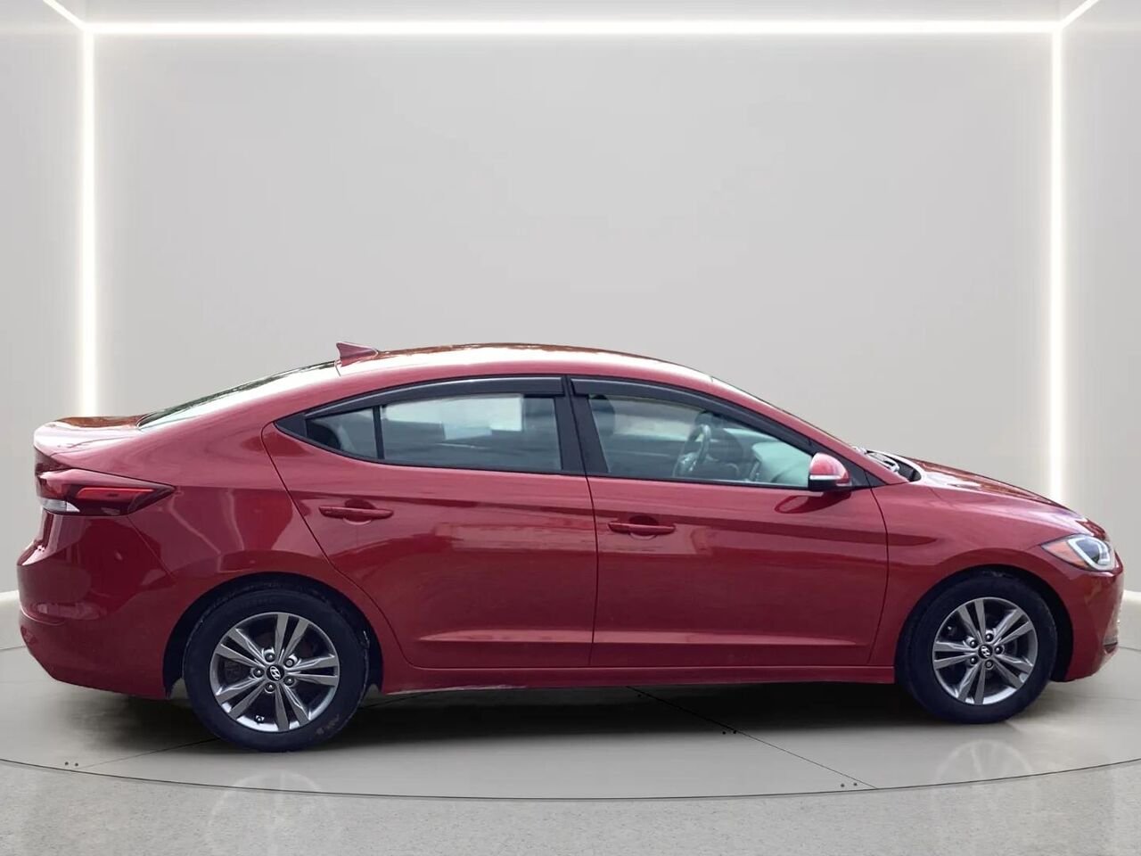 Hyundai Elantra 2018 Rouge Gatineau - photo #5