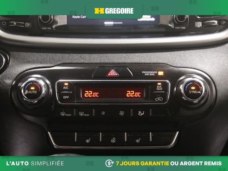2019 Kia Sorento White Laval - photo #23