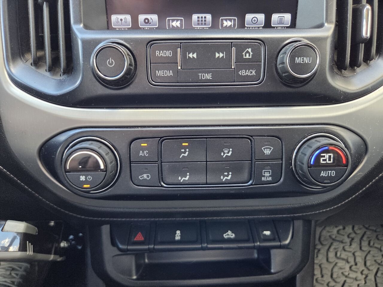 2016 GMC CANYON SLE Grey Mont-Laurier - photo #15
