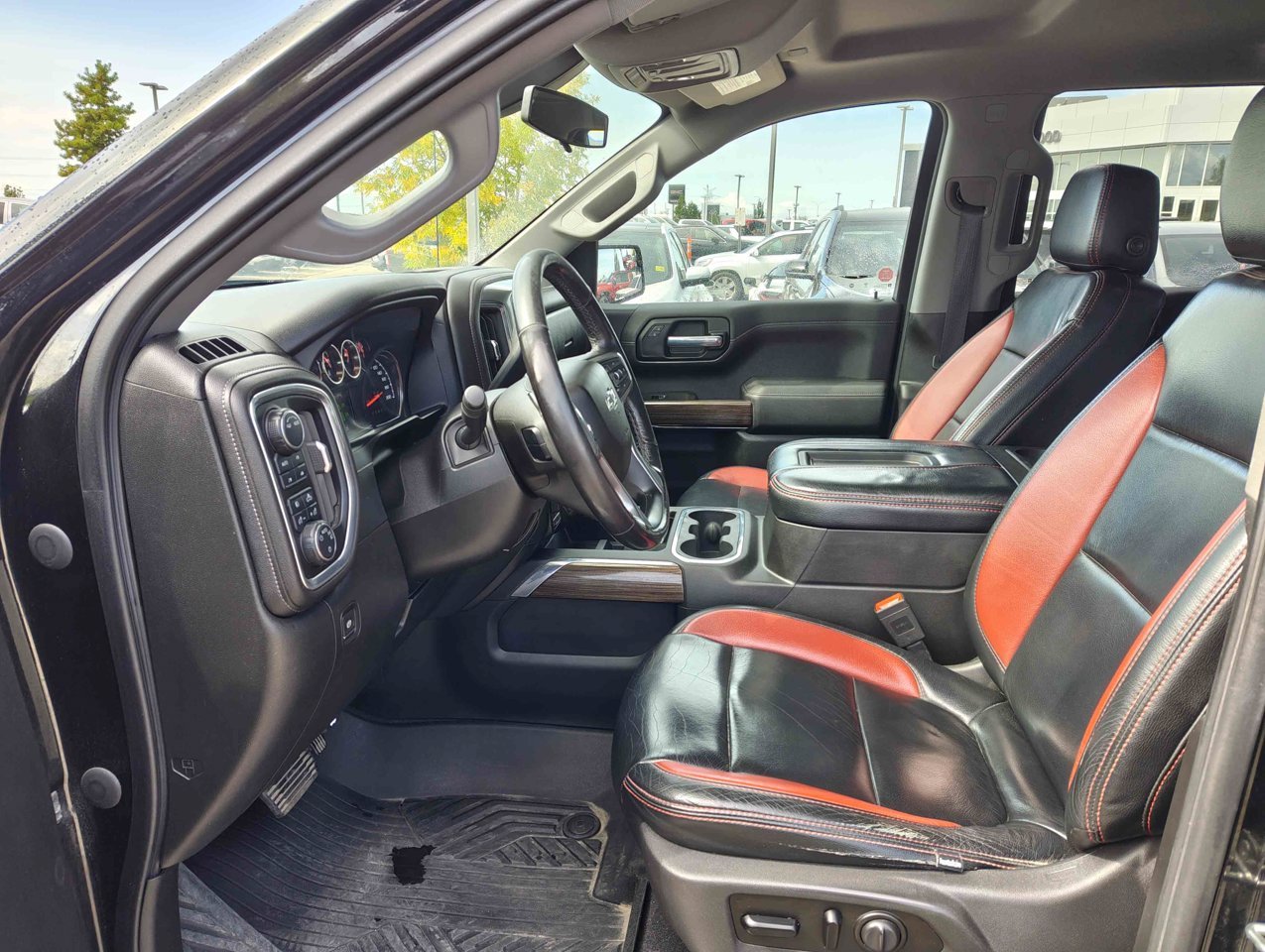 2020 Chevrolet Silverado 1500 4WD Crew Cab 147 RST Black Sherwood Park - photo #7