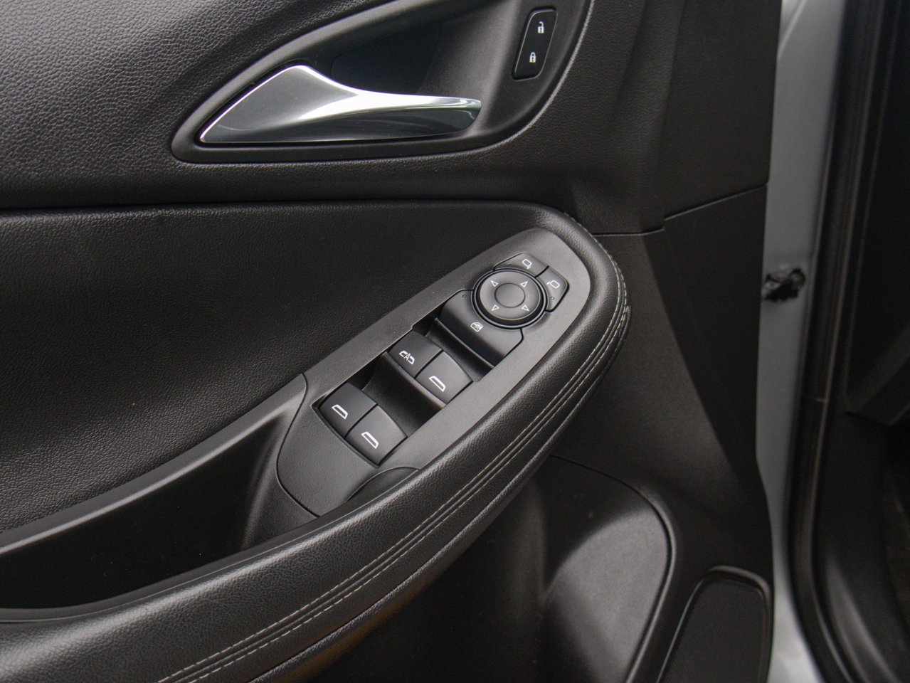 2023 Buick Encore GX AWD 4dr Preferred Grey Sherwood Park - photo #18