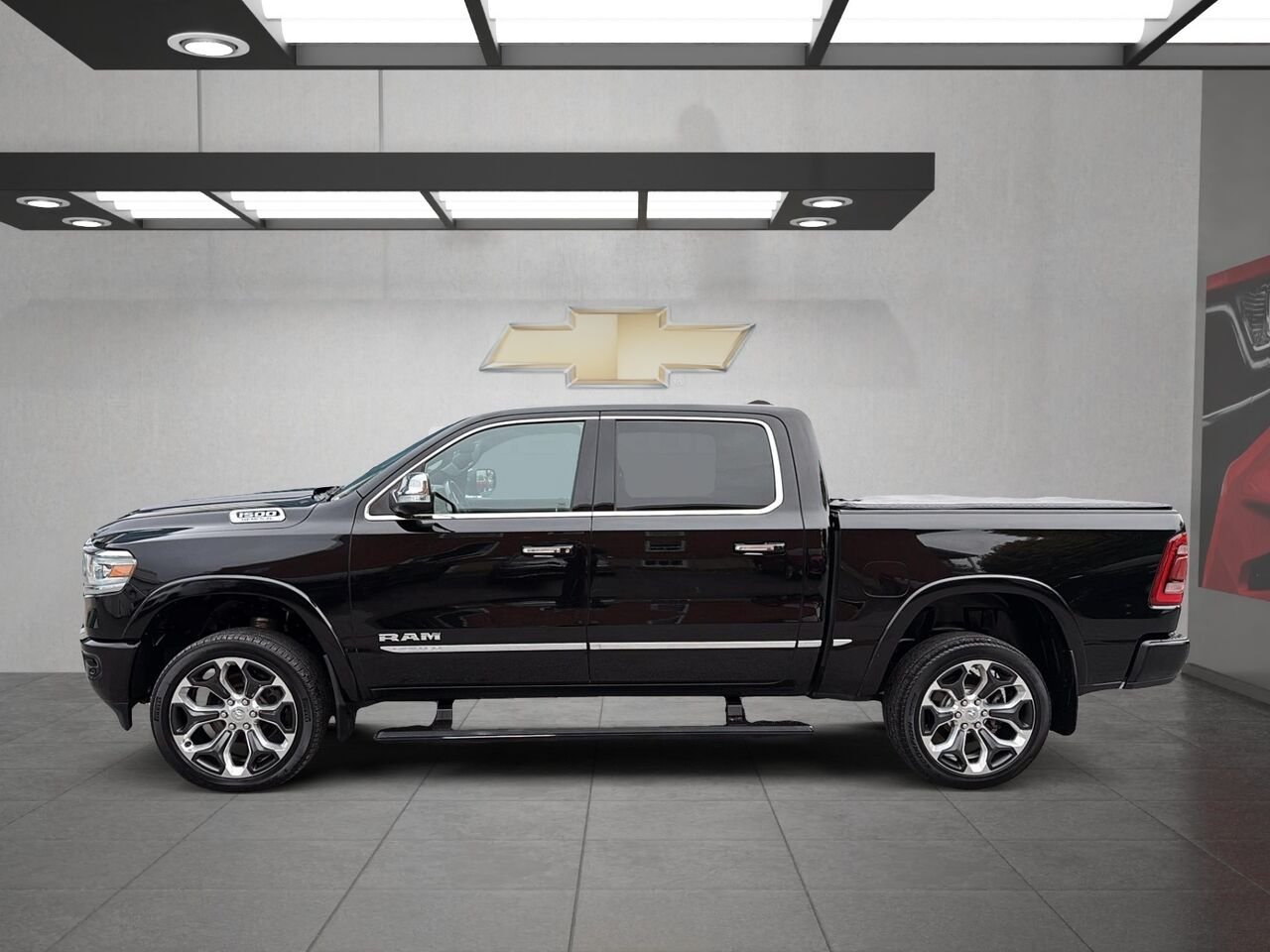 2022 RAM 1500 LIMITED Black Saint-Hyacinthe - photo #4