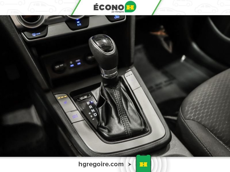 2020 Hyundai Elantra Black Blainville - photo #20