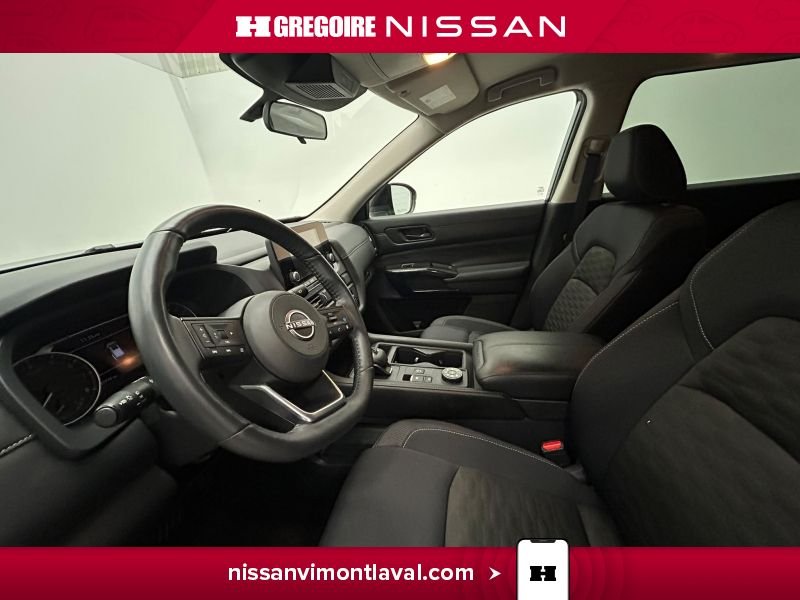 2024 Nissan Pathfinder Grey Laval - photo #17