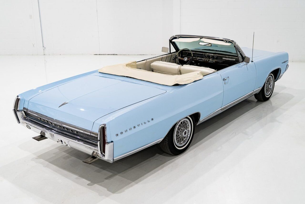 Pontiac Bonneville **PRICE IN USD** 1964 Bleu Montréal - photo #6