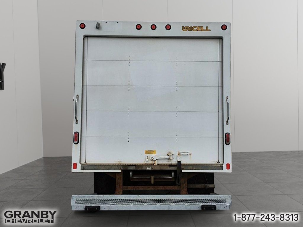 2019 Ford E-Series Cutaway E-450 158 po RARJ | G2345 White Granby - photo #5