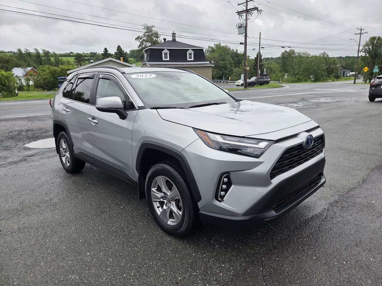 Toyota RAV4 hybride XLE TI 2023 Ciel argent métallisé Lac-Etchemin - photo #7