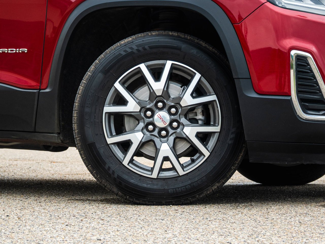 2023 GMC Acadia AWD 4dr SLE Red Sherwood Park - photo #4