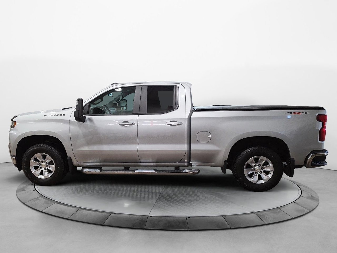 2020 Chevrolet Silverado 1500 LT Grey Baie-Comeau - photo #1