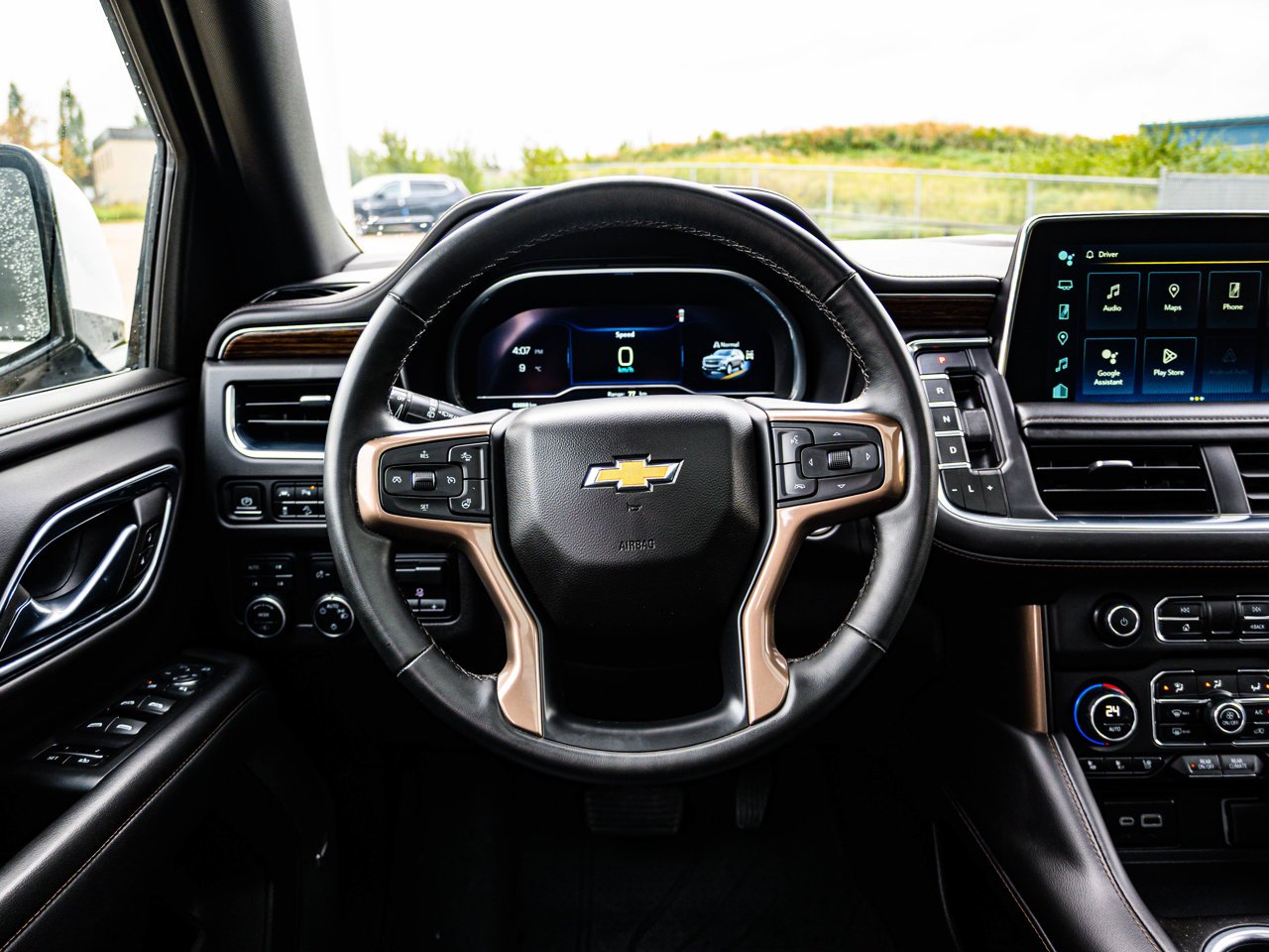 2023 Chevrolet Tahoe 4WD 4dr High Country White Sherwood Park - photo #34