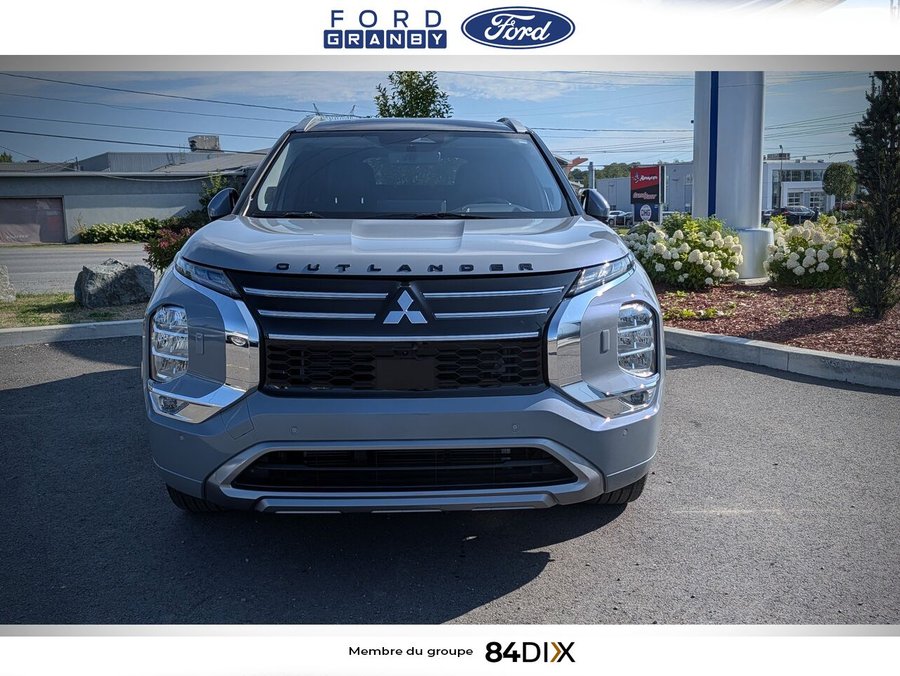 2025 Mitsubishi Outlander Blue