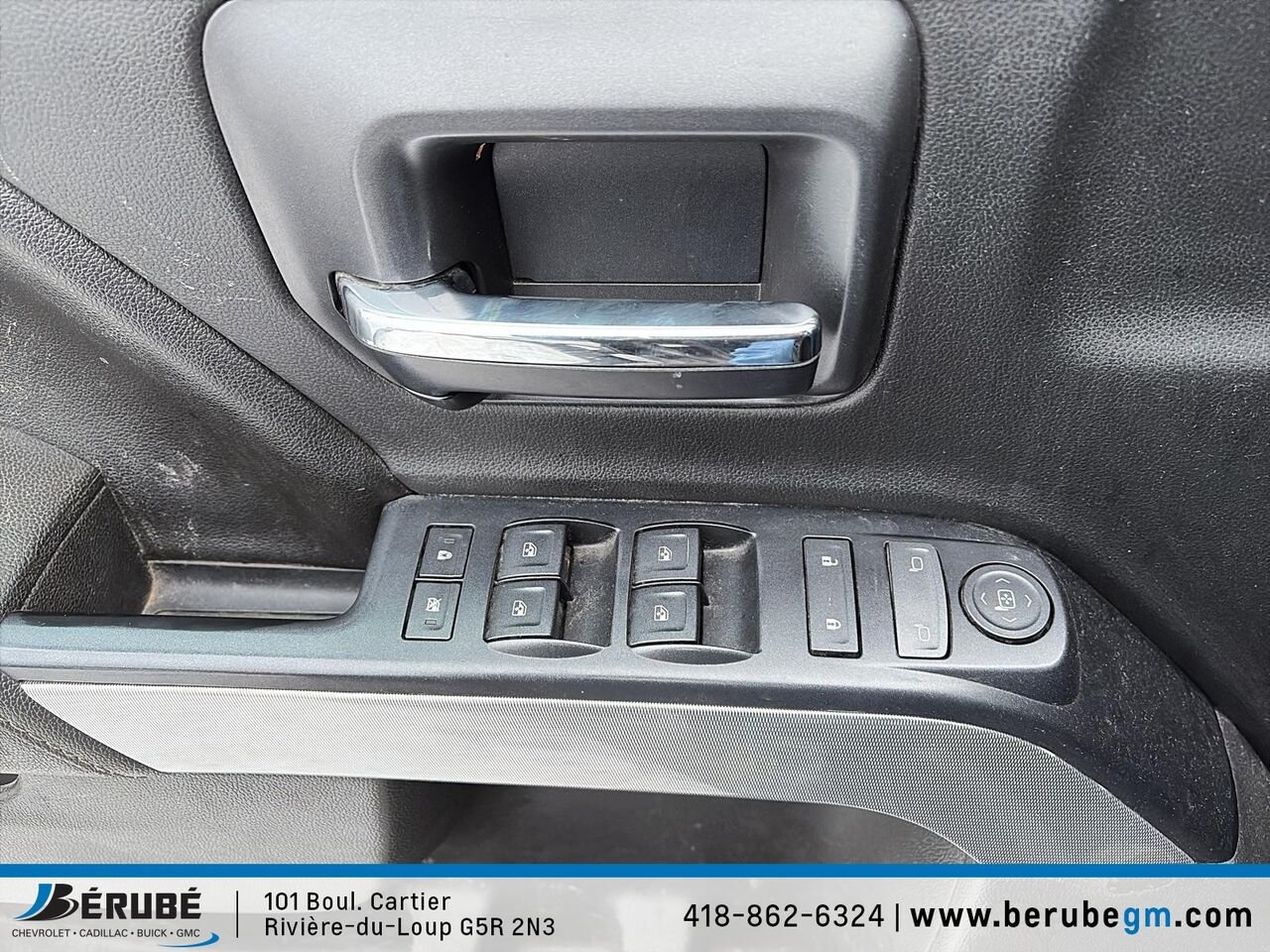 2016 CHEVROLET Silverado 1500 4WD Crew Cab Mauve Rivière-du-Loup - photo #7