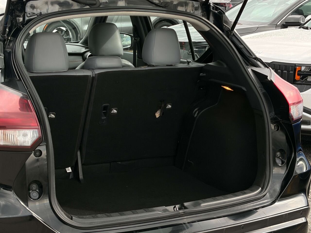 Nissan Kicks 2023 Noir Gatineau - photo #18