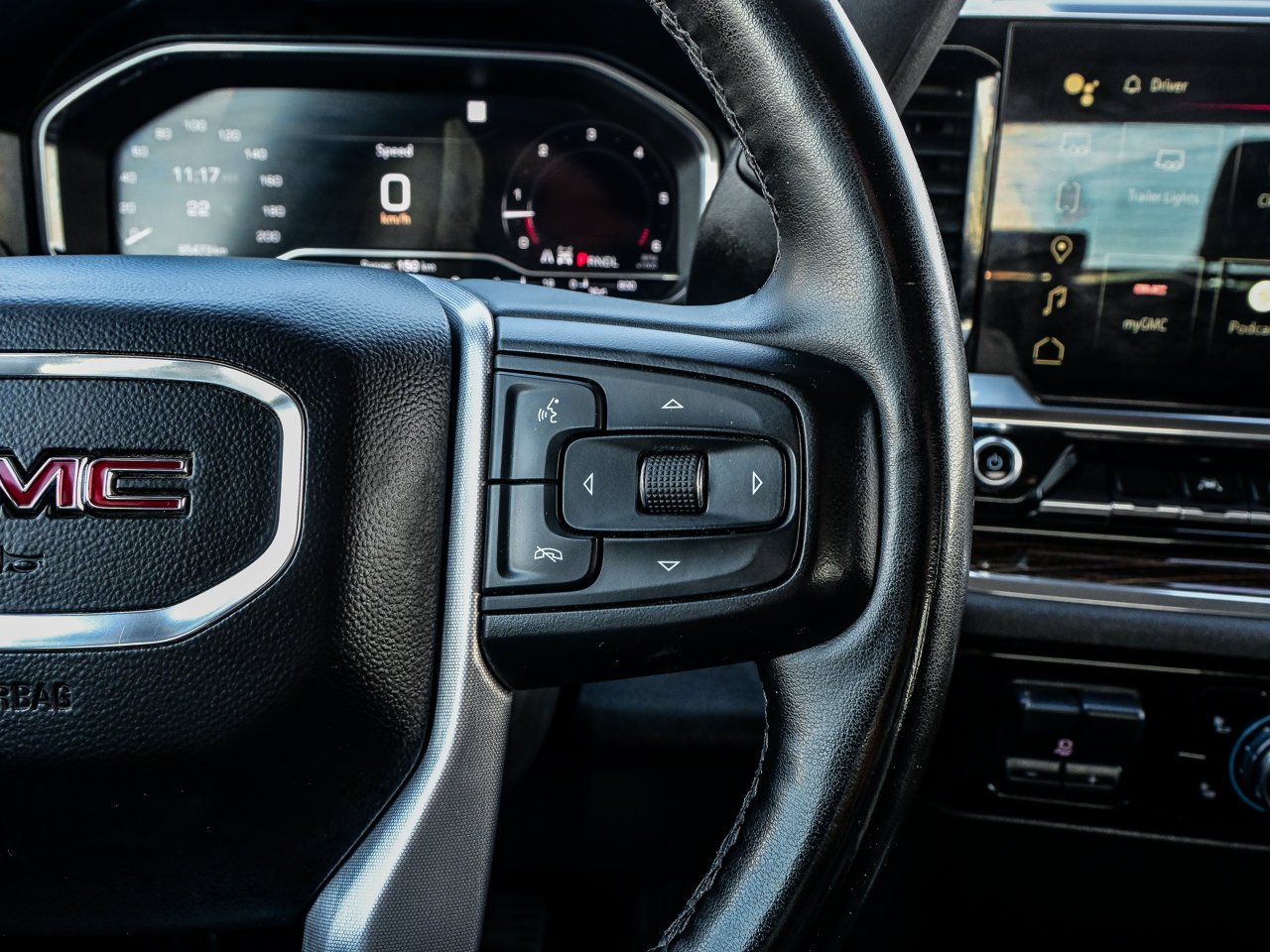 2023 GMC Sierra 1500 4WD Crew Cab 147 Elevation Black Sherwood Park - photo #22
