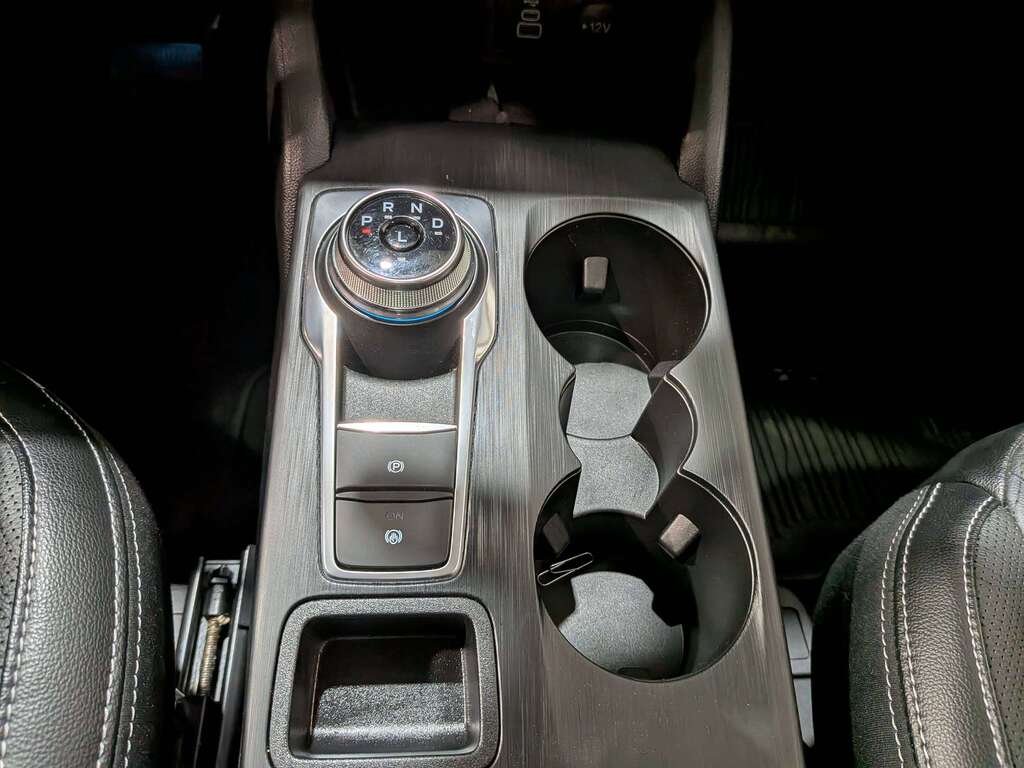Ford Escape PHEV FWD 2024 Noir Val-David - photo #29