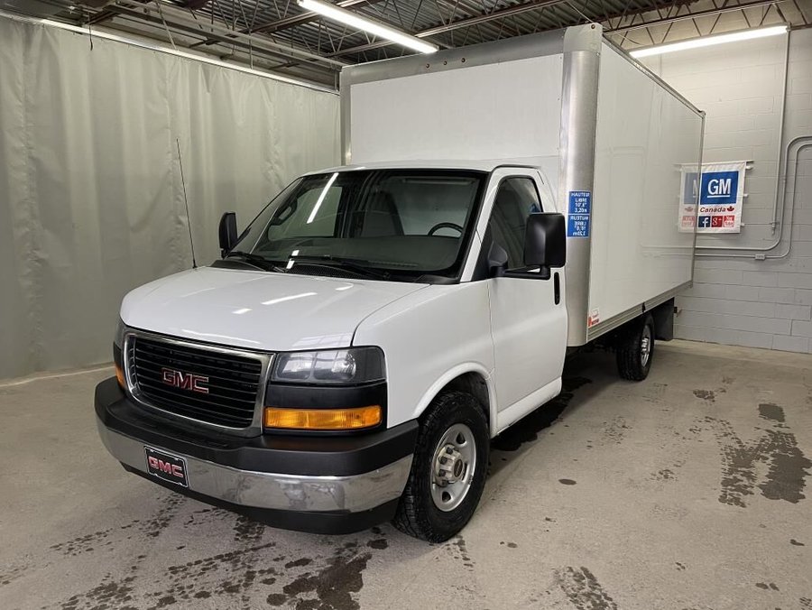 GMC SAVANA FOURGONNETTE TRONQUÉE COMMERCIAL 2019 2019 Blanc