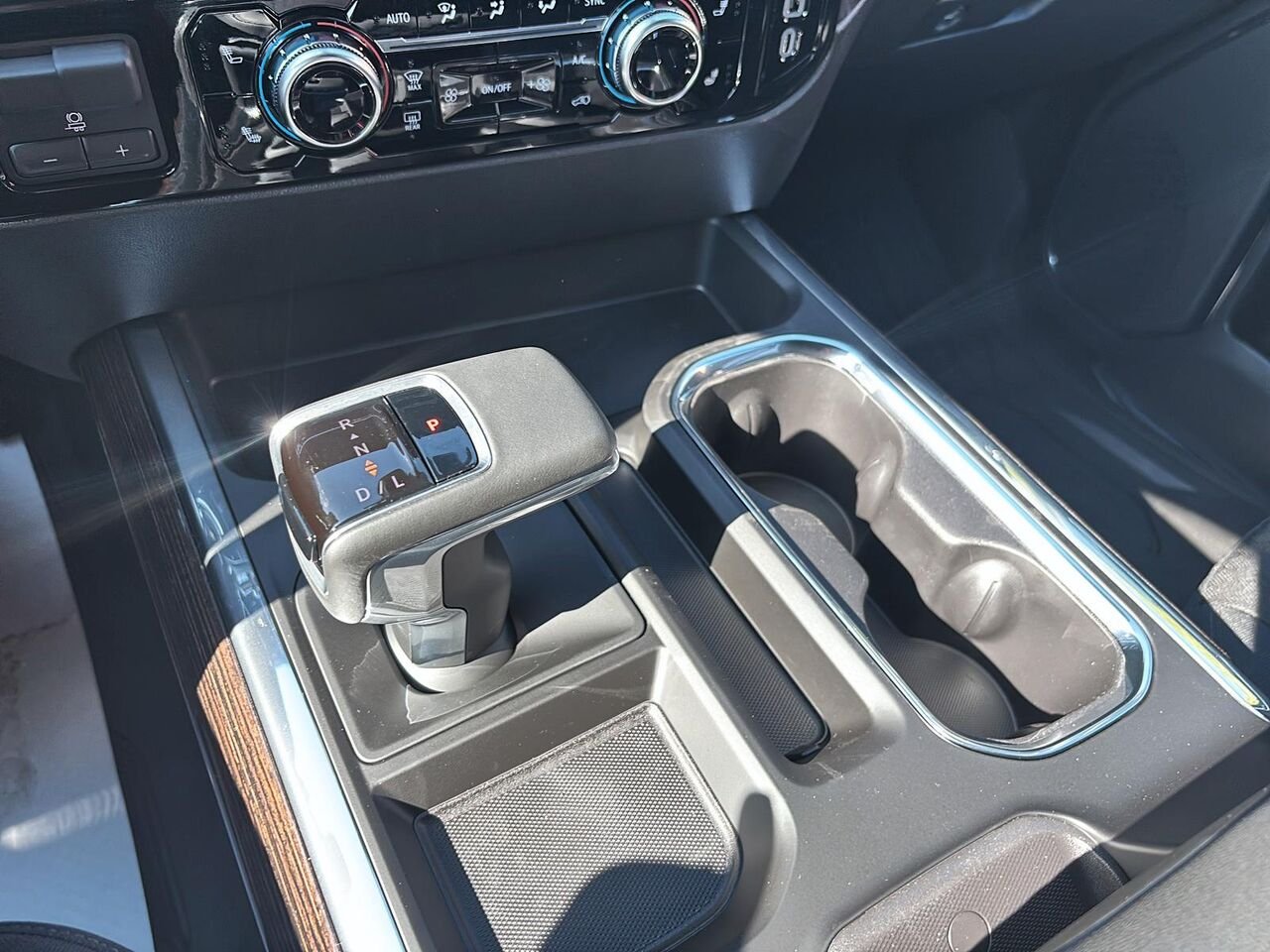 GMC Sierra 1500 ELEVATION 2026 NOIR ONYX Saint-Hyacinthe - photo #13