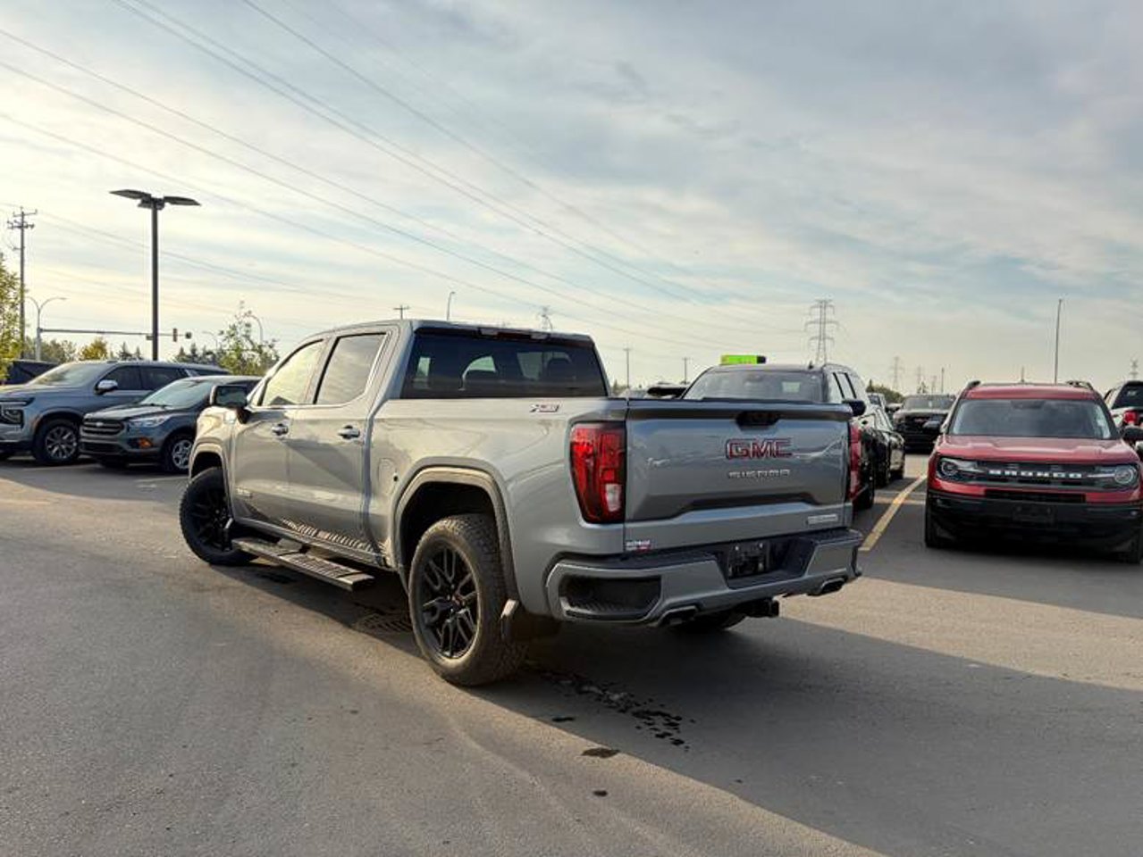 2024 GMC Sierra 1500 4WD Crew Cab 147 Elevation Grey Sherwood Park - photo #3