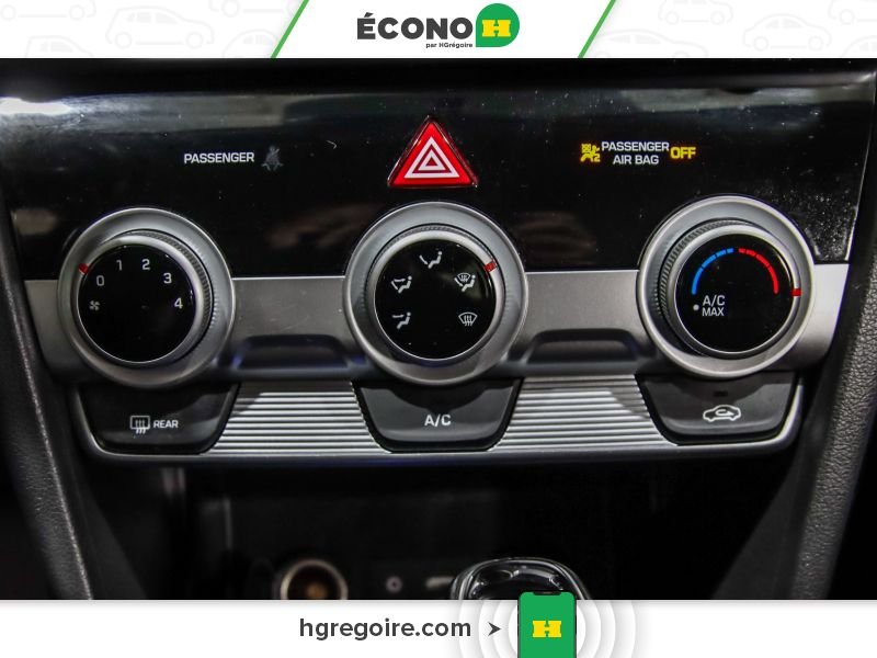 2020 Hyundai Elantra Grey Saint-Eustache - photo #15