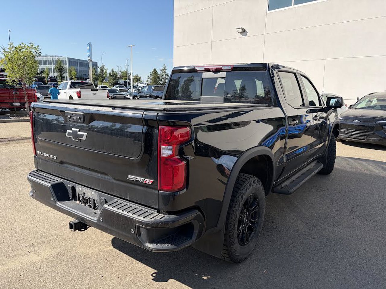 2024 Chevrolet Silverado 1500 4WD Crew Cab 147 ZR2 Black Sherwood Park - photo #4