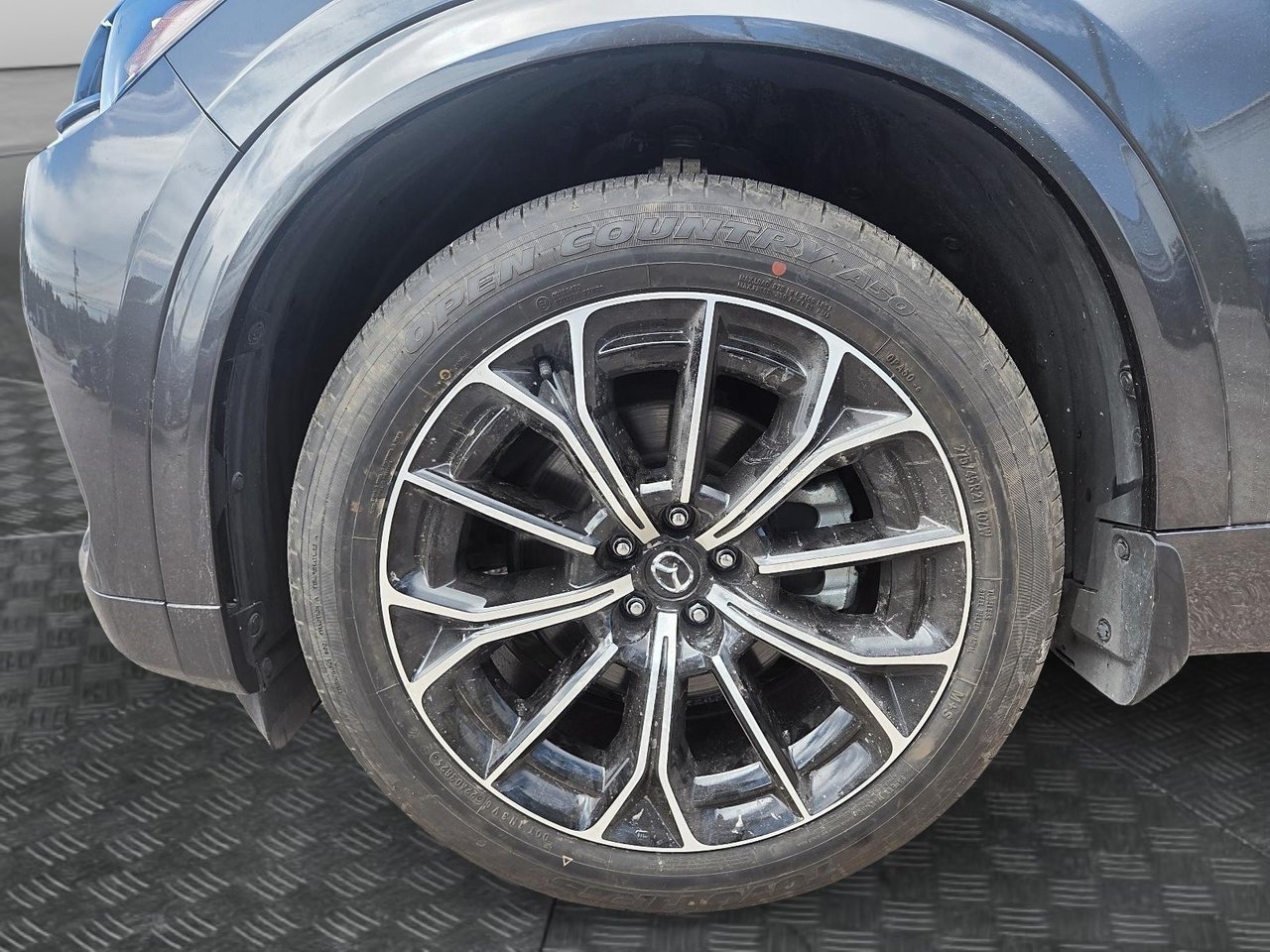 2025 Mazda CX-70 PHEV GT PHEV Grey Baie-Comeau - photo #8