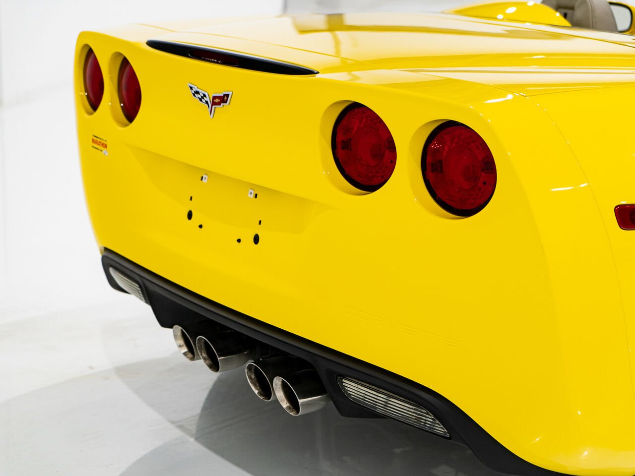 Chevrolet Corvette With only 900km (563mi) From new with window sticker 2008 Jaune Kirkland - photo #72