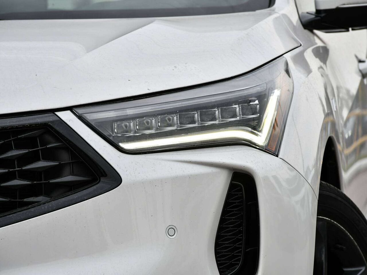 2024 Acura RDX A-Spec - ACURA CERTIFIED White Etobicoke - photo #3