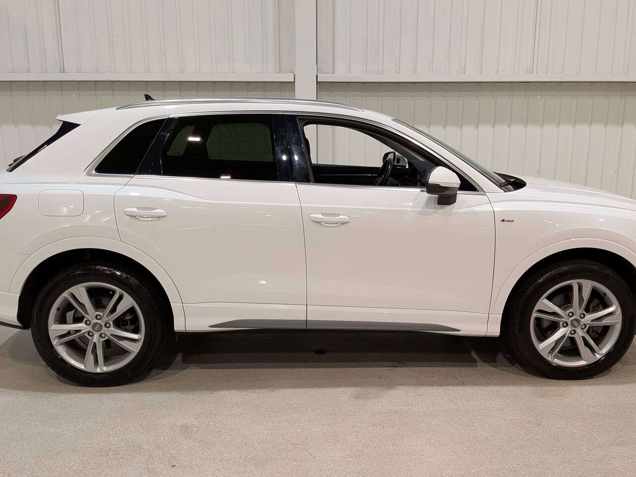 2020 Audi Q3 Progressiv 45 TFSI quattro White Val-David - photo #7