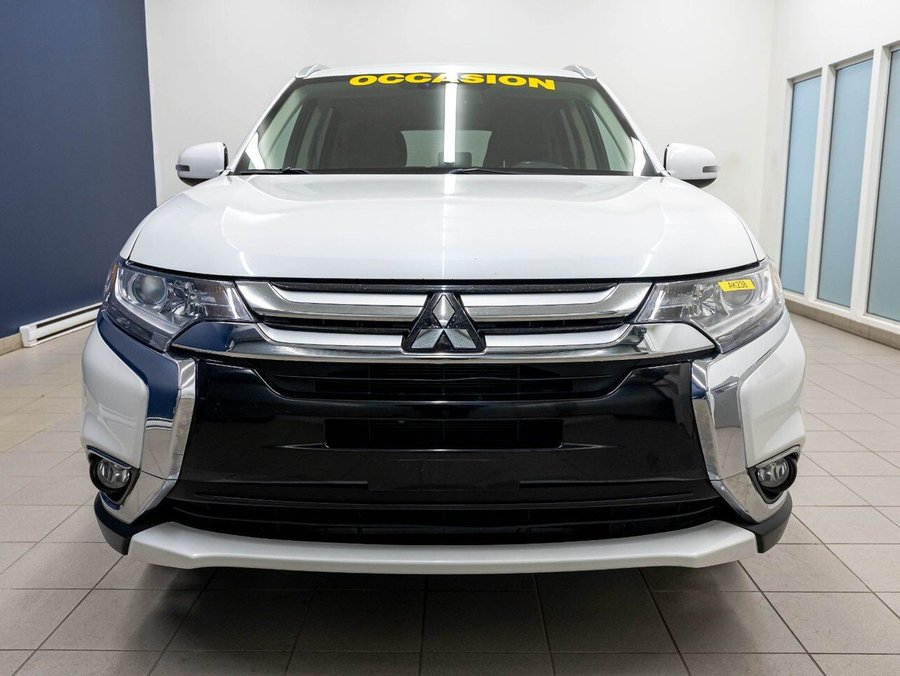 Mitsubishi Outlander ES AWD *TOIT* CUIR 7 PLACES SIÈGES CHAUFF CAM 360 2018 Blanc