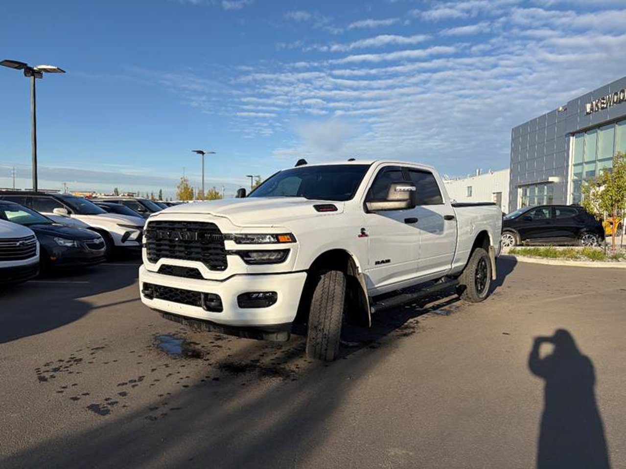 2025 Ram 2500 Big Horn 4x4 Crew Cab 6'4 Box White Sherwood Park - photo #2