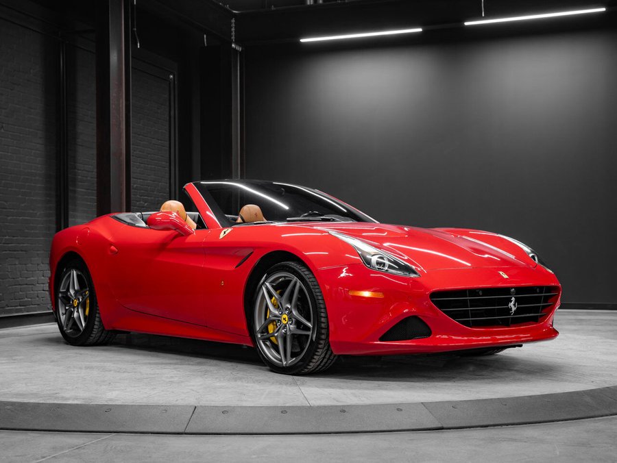 2016 Ferrari California T 2016 Red