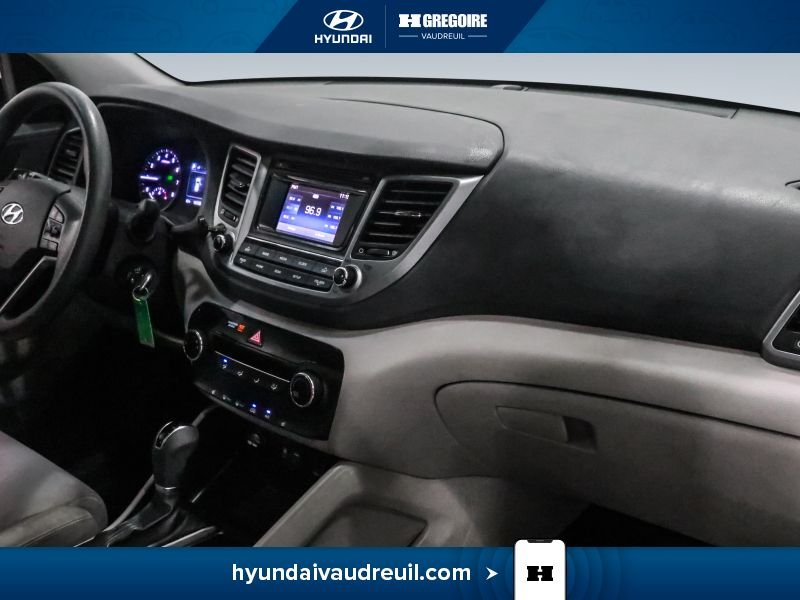 Hyundai Tucson YR847 | SE AWD 4dr 2.0L 2017 Blanc Laval - photo #28