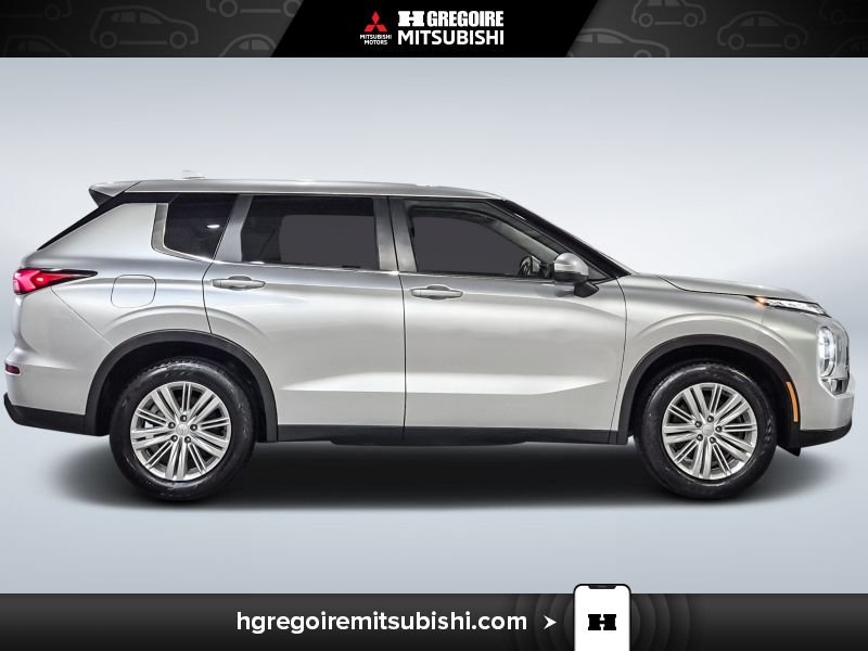Mitsubishi Outlander 2022 Gris Blainville - photo #10