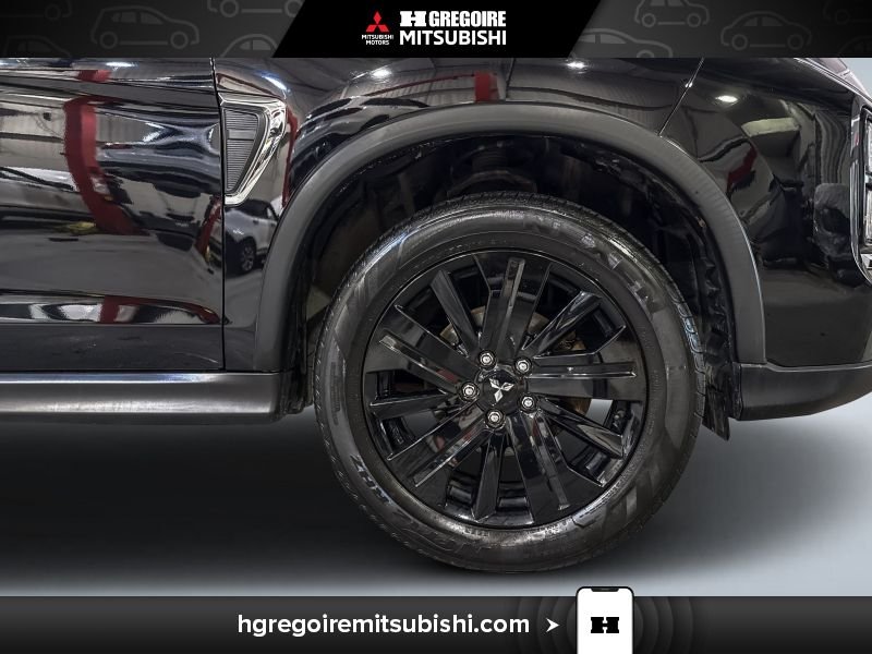 2020 Mitsubishi RVR Black Laval - photo #11