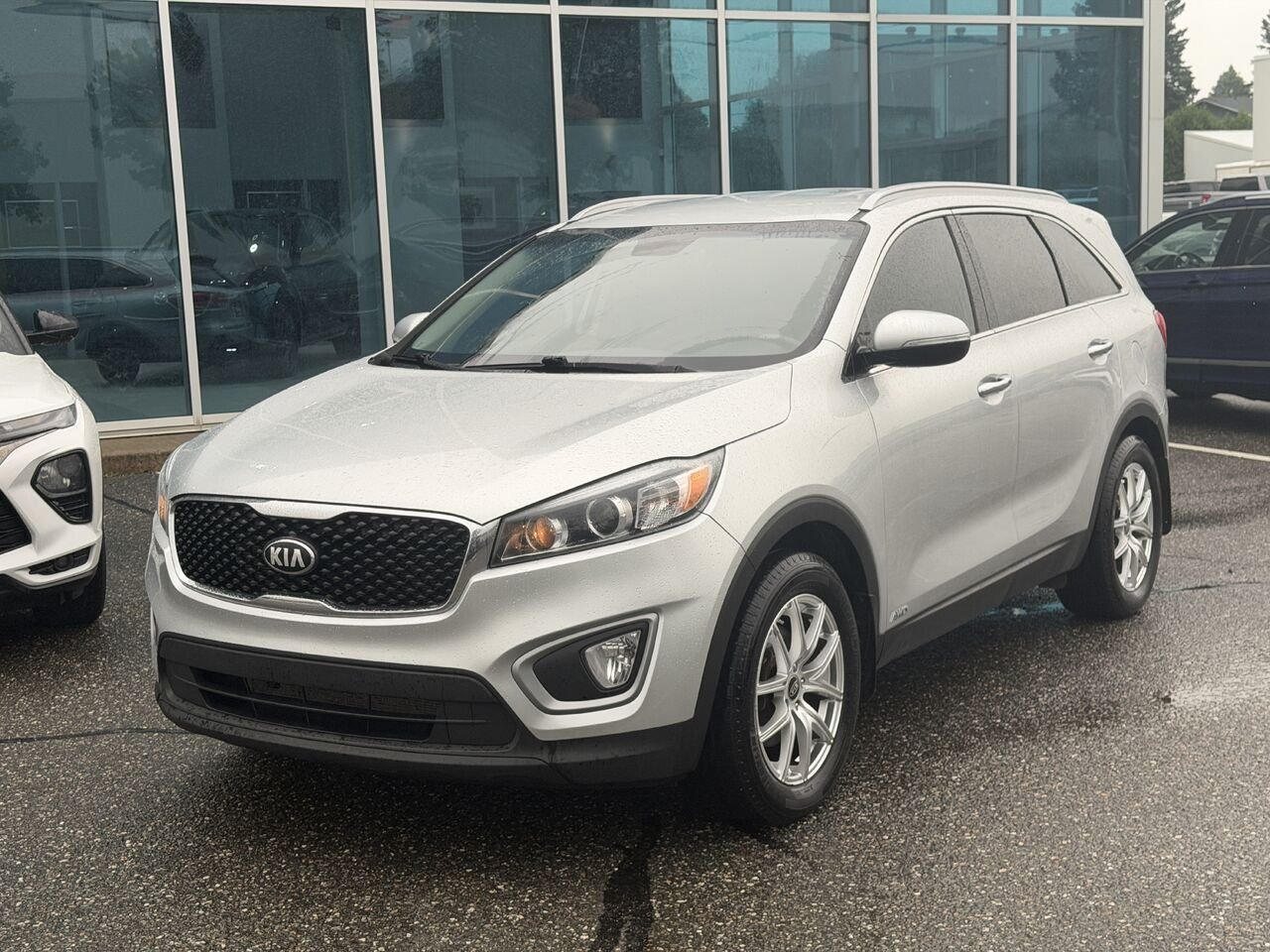 2017 Kia Sorento Silver Ste-Marie - photo #1