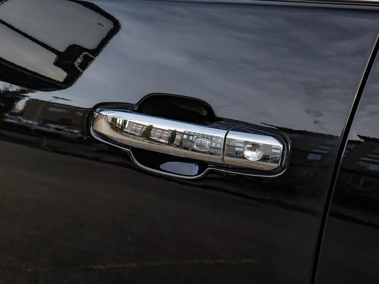 2024 Chevrolet Silverado 2500HD 4WD Crew Cab 159 High Country Black Sherwood Park - photo #11
