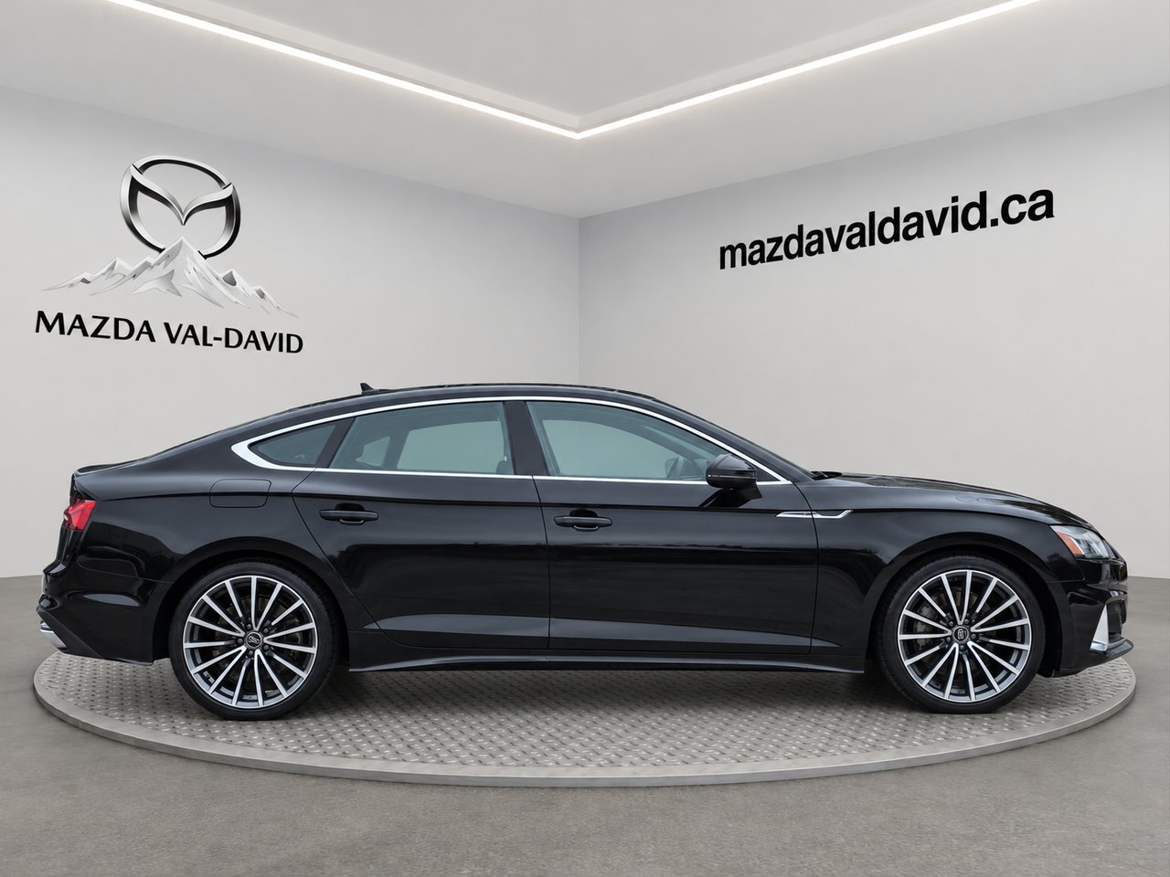 2023 Audi A5 Sportback 2.0T Sportback Komfort Quattro Black Val-David - photo #7