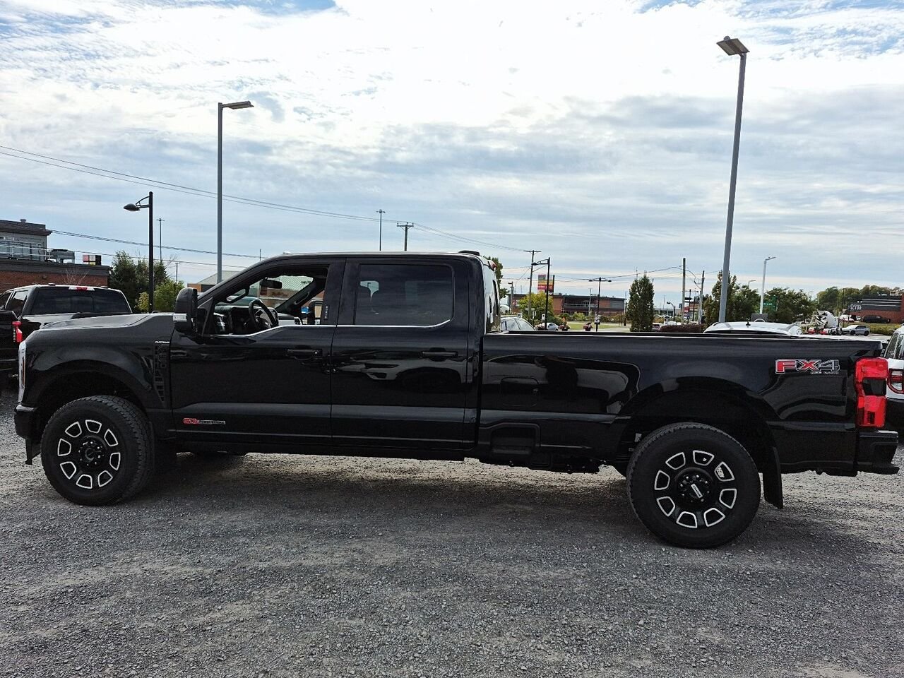 2027 Ford Super Duty F-250 SRW Agate Black Metallic Saint-Jérôme - photo #2