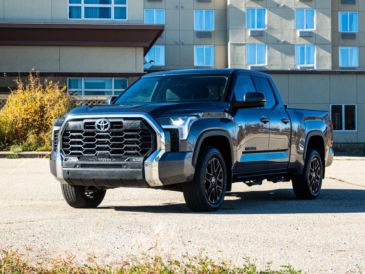 2024 Toyota Tundra 4x4 Double Cab SR Grey Sherwood Park - photo #3