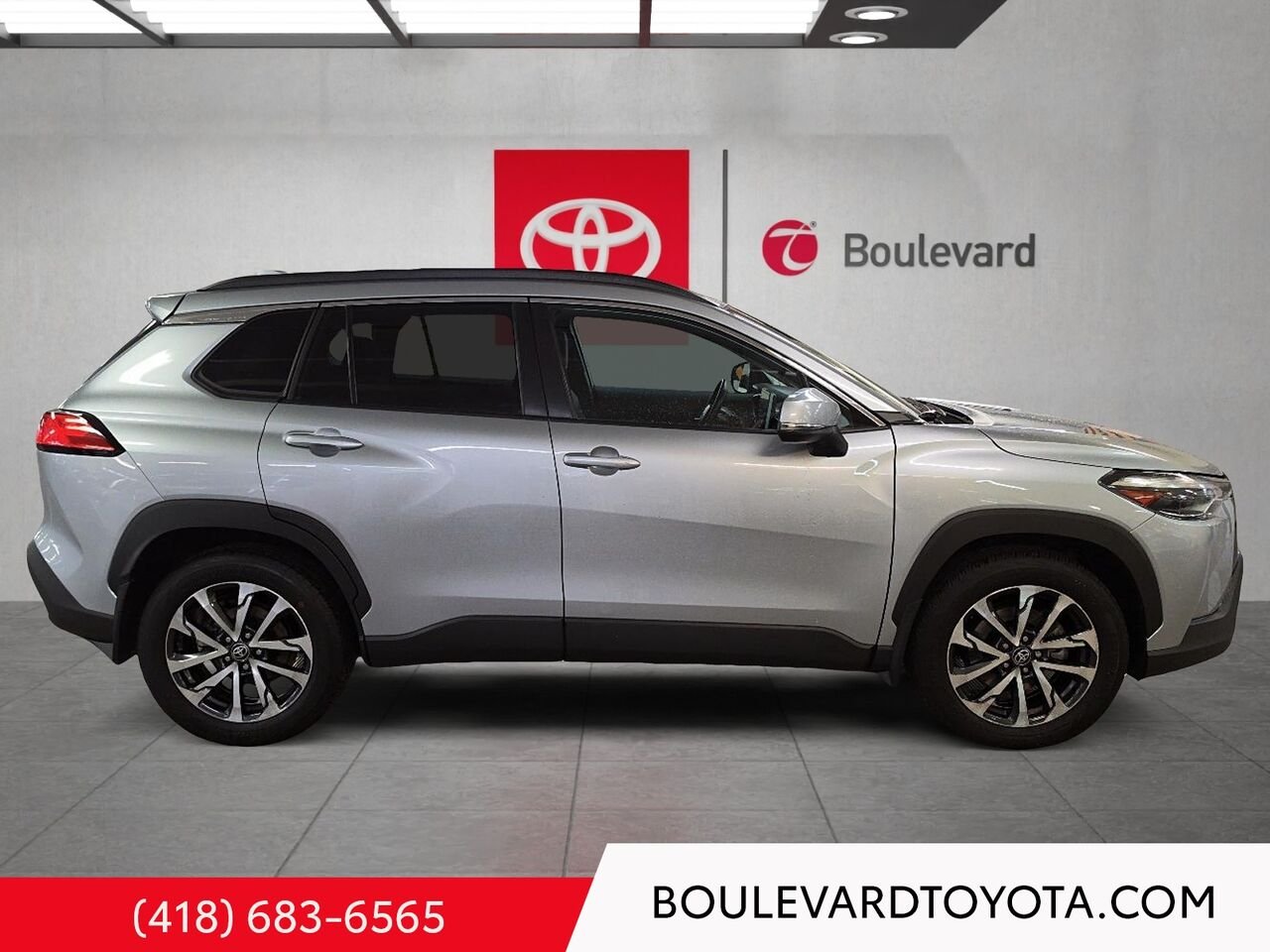 2022 Toyota Corolla Cross 100455A-22 | XLE, AWD Silver Québec - photo #2