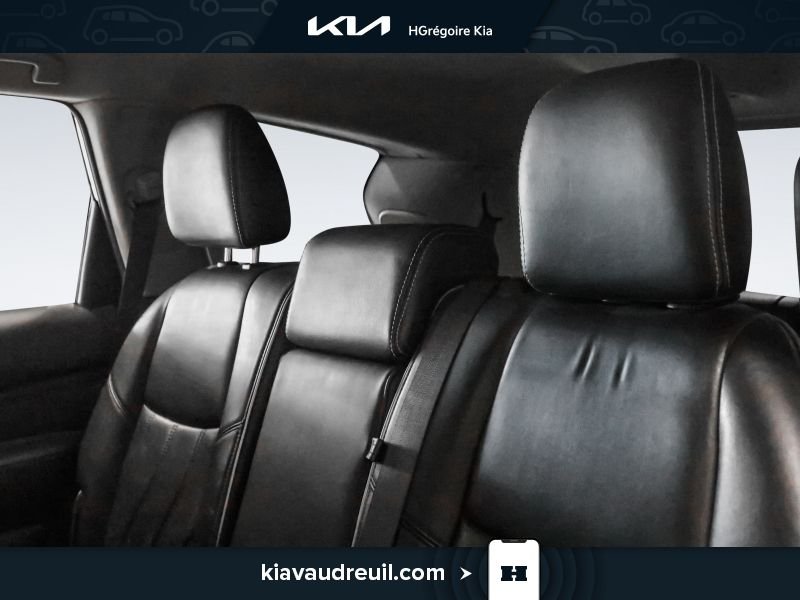 2016 Infiniti QX60 Black Saint-Eustache - photo #13